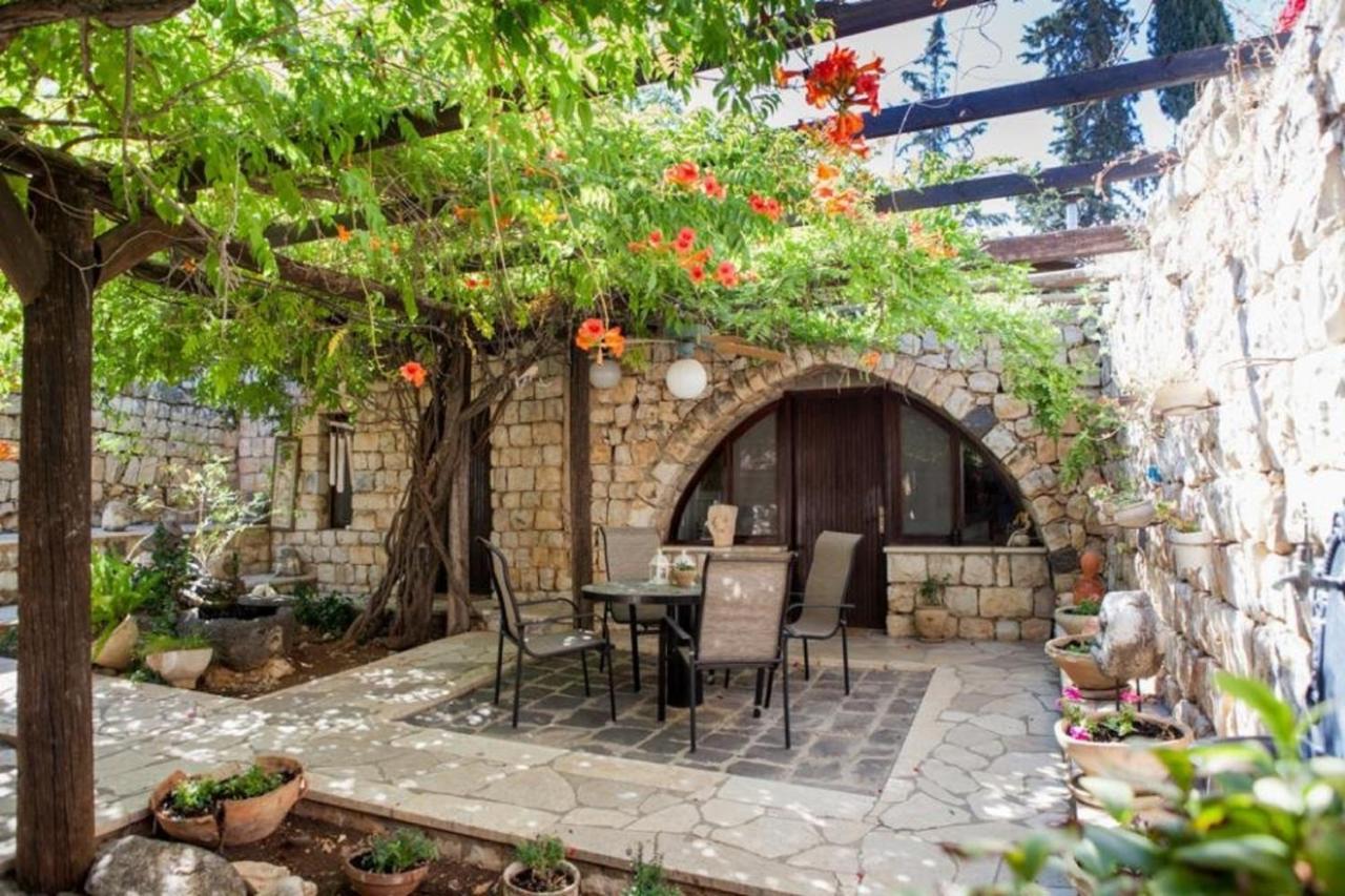 Villa Galilee Magic Mansion Rosch Pina Exterior foto